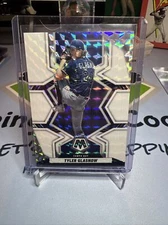 Tyler Glasnow 2021 Mosaic White Prizm SSP /25