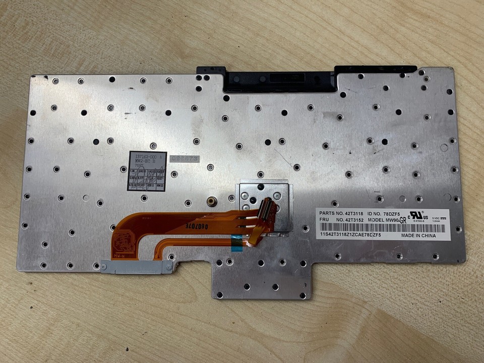 Lenovo ThinkPad T60 T61 R60 R61 T400 T500 R400 German Keyboard 42T3118 ...