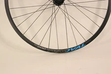 Oval 200 Disc 29in Front Wheel 6 Bolt Oval Hub/Rim 100mm 15mmTA 32h BK/Blu F54