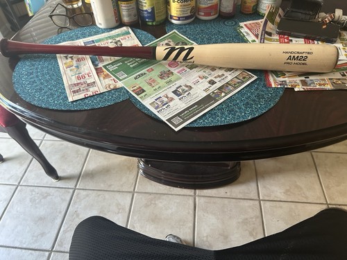 Bat De Béisbol Marucci Am22-y Handcrafted Maple Professional Rojo