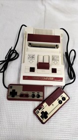 NINTENDO Family Computer Famicom Console with Box Manual RF Switch Used HVC-001