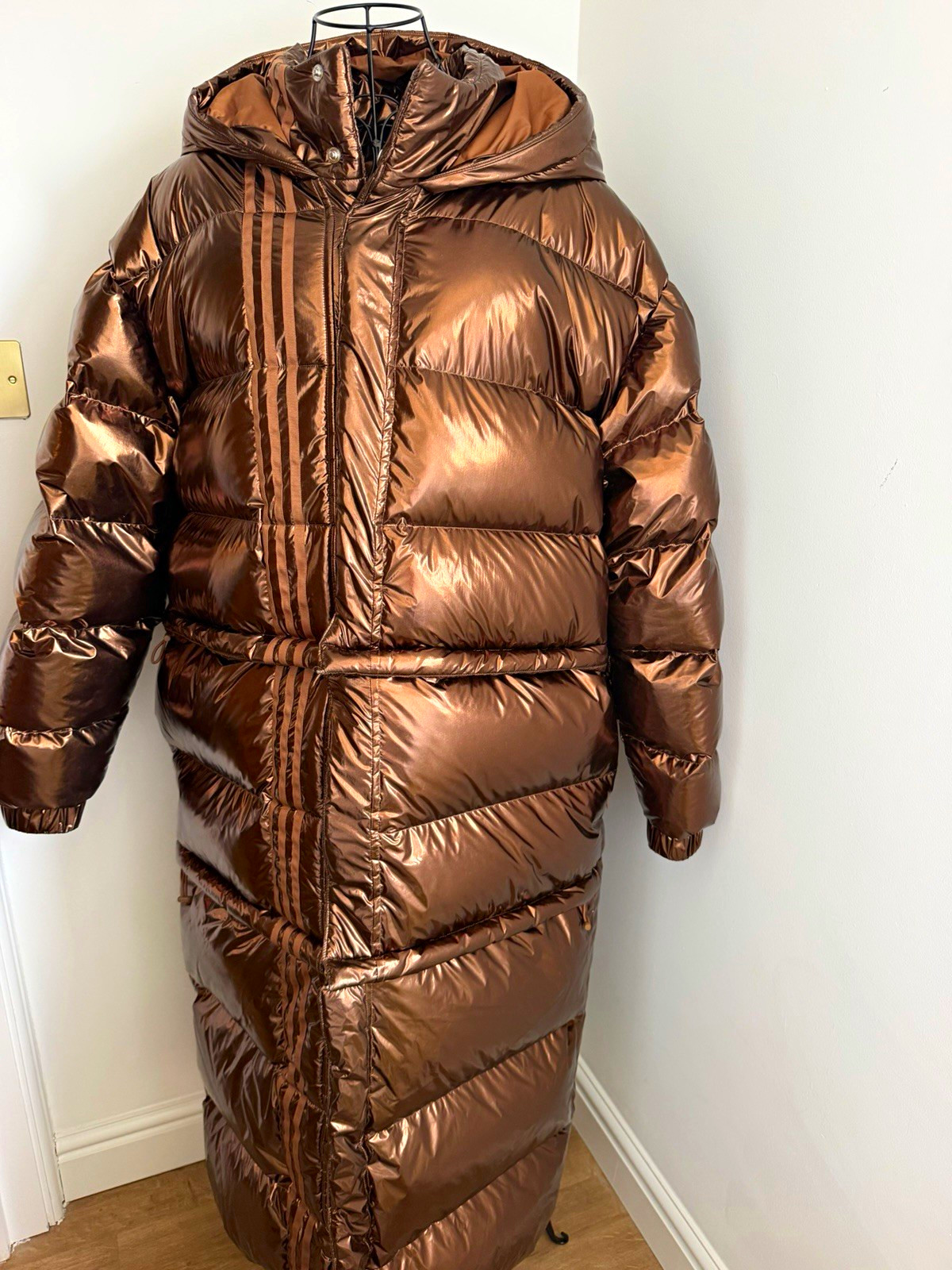 Seller photo, eBay