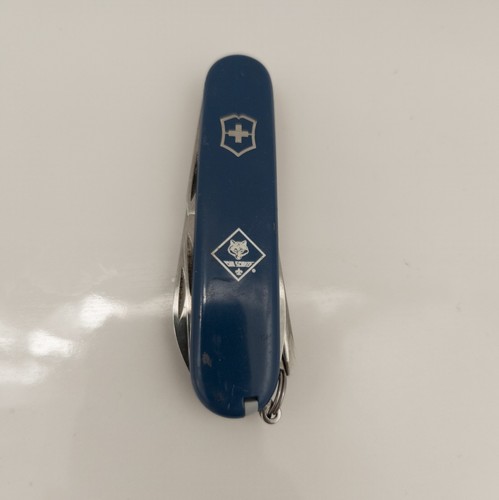 Victorinox Tinker Swiss Army Knife Blue Cub Scouts Logo - Picture 4 of 5