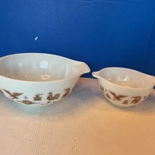 PYREX - Brown print on White EARLY AMERICAN Cinderella Mixing Bowl Set 441, 443
