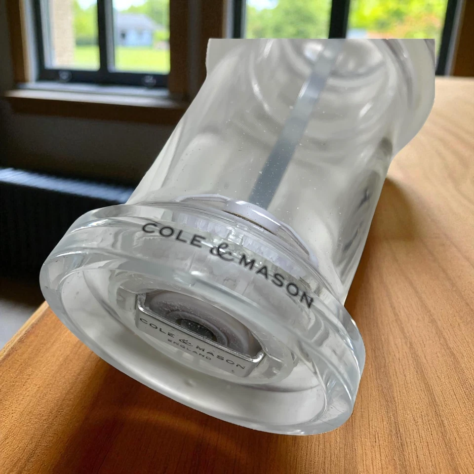 Juego de molinillo de sal y pimienta Cole and Mason England acrílico transparente Lucite Foto 2 de 4