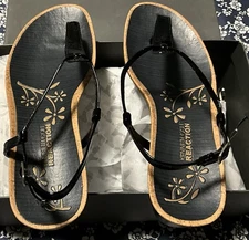 Kenneth Cole Reaction Black U GOT MILL Thong Sandals Women's Size 9 New in Box