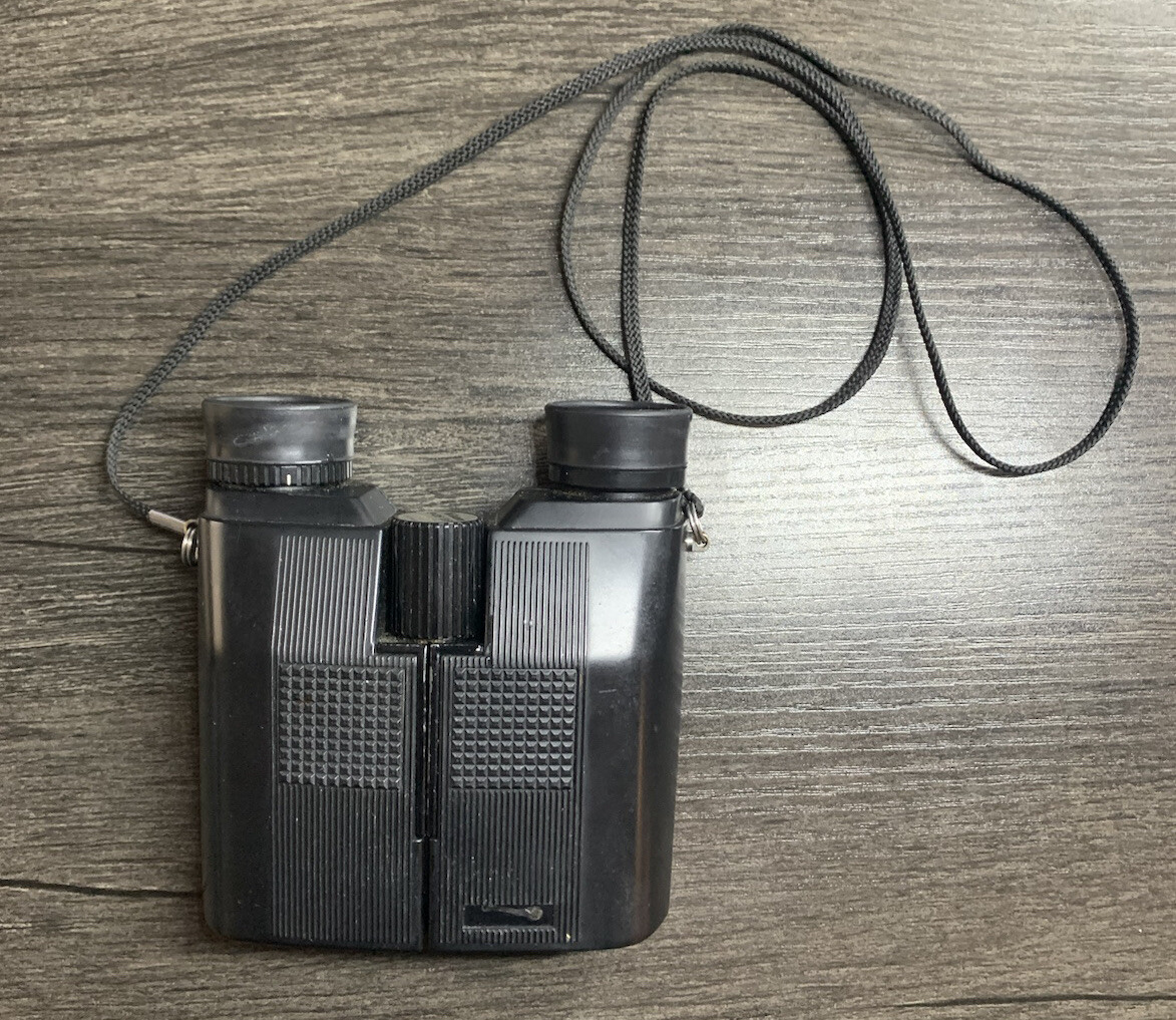 Vintage Japan Compact Nikon Binoculars 9X25 5.6 Degrees W/ Nikon