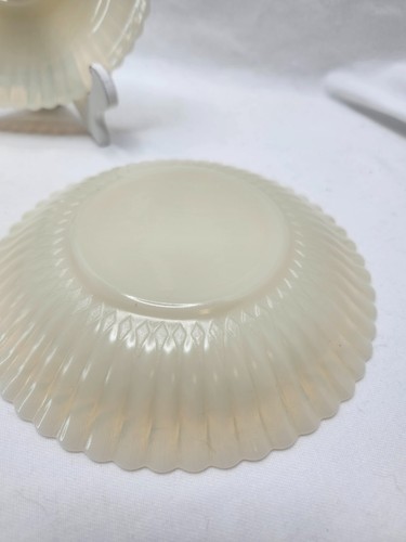 Macbeth Evans Opalescent Monax Petalware Various Size Plates !Glow Under UV! - Picture 21 of 51