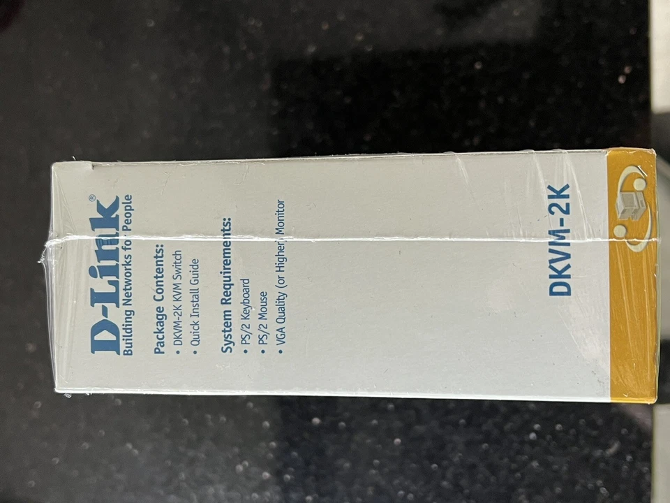D-Link DKVM (DKVM-2U) 2-Ports External KVM switch USB SEALED FAST Shipping - Image 3 of 3