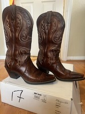 Womens Ariat boots size 7