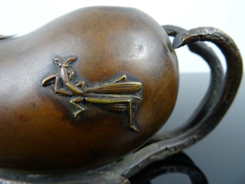 Ende 19. Jh. Bronze Aubergine Wassertropfer mit Heuschrecke & Gottesanbeterin - Bild 5 von 12