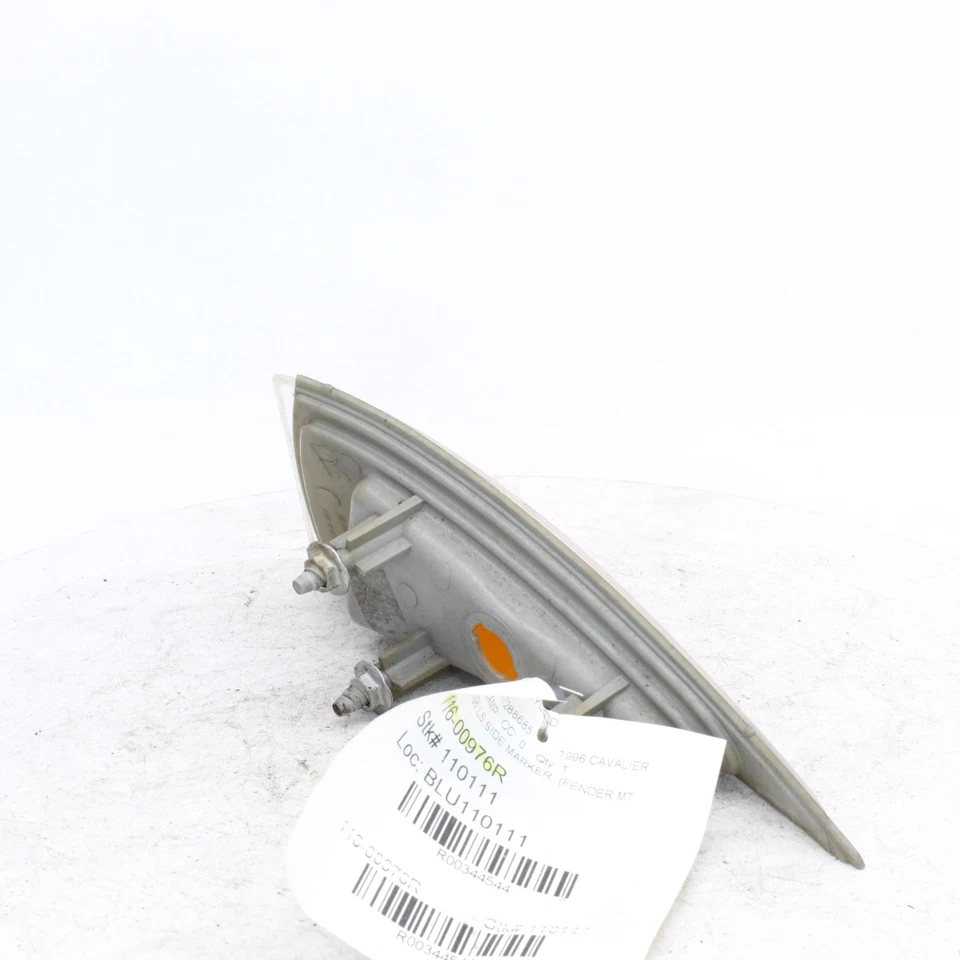 Chevrolet Cavalier 1996 lámpara delantera derecha número de pieza - 116-00976R Foto 4 de 4