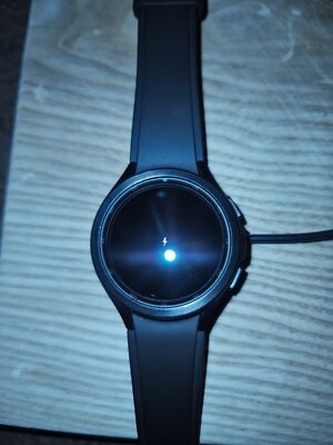 Samsung Galaxy Watch4 Classic 46mm Edelstahlgehäuse - Schwarz (Bluetooth)