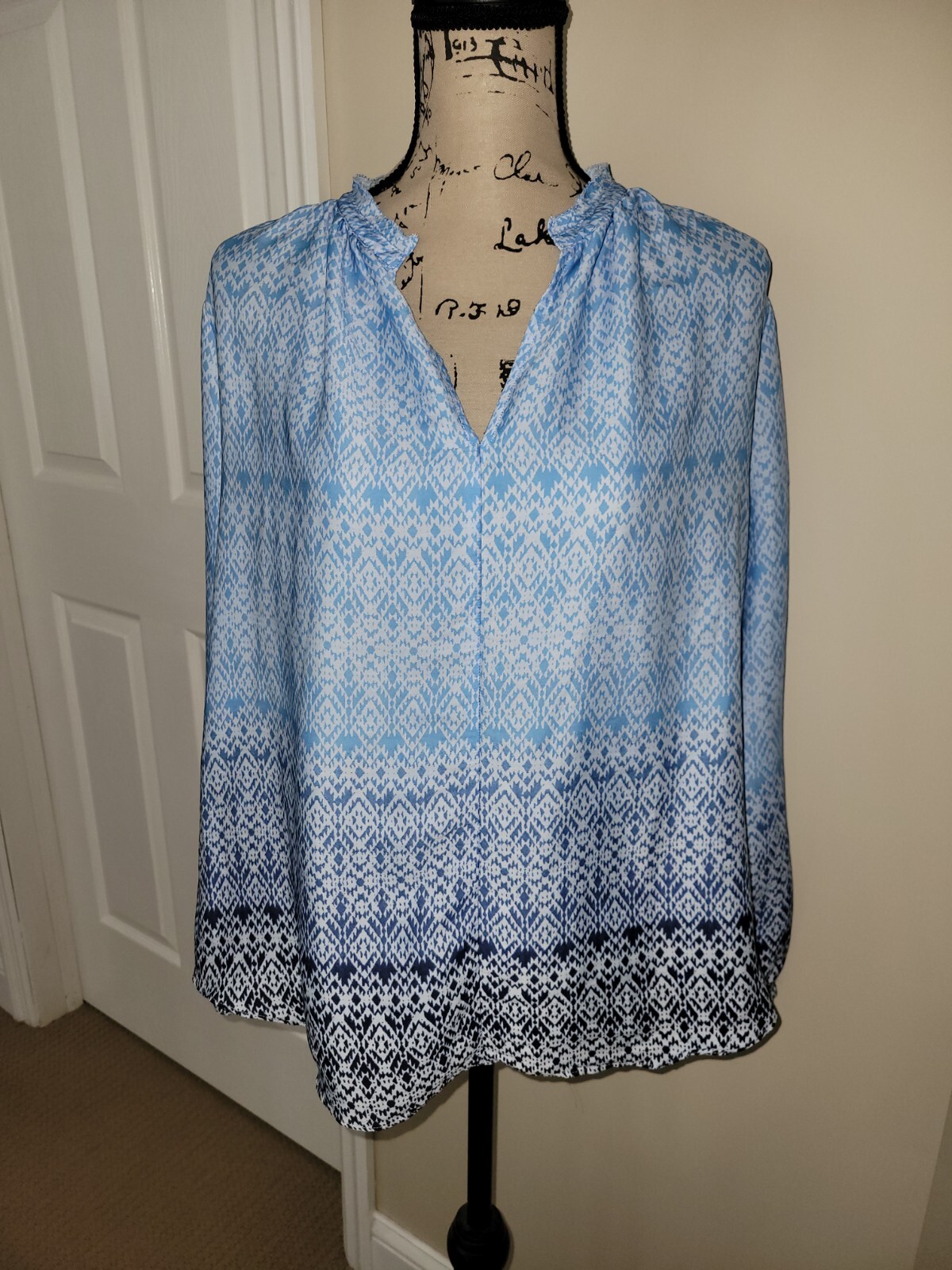 Gap Medium Blues Blouse - image 2