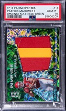 2017 Patrick Mahomes PSA 10 Spectra Immense Material Neon Green #11 4/15