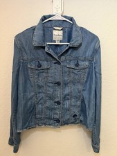 Tommy Bahama Women  s Denim Look  Chambray O'Lei  Linen Blend Jacket - Medium