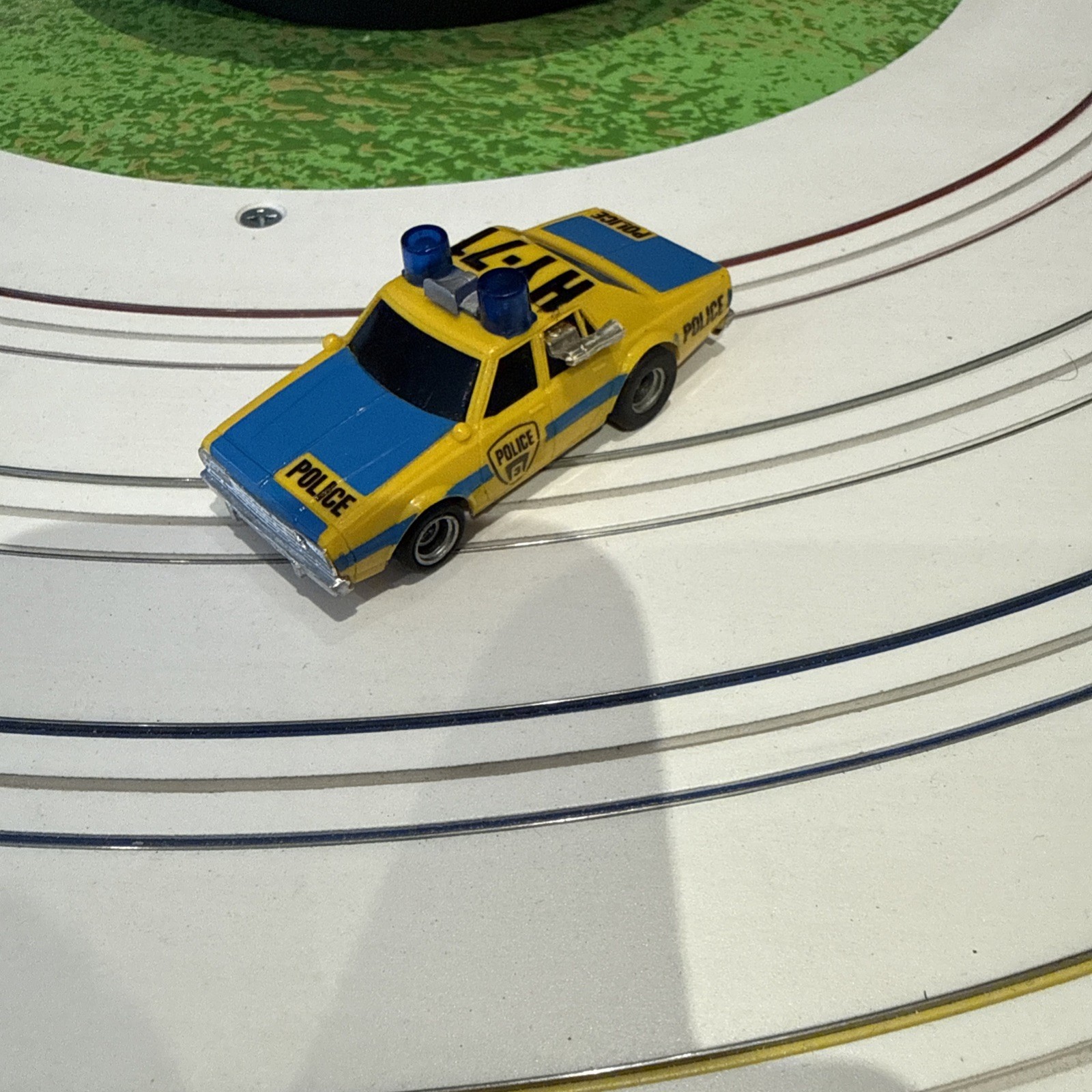 Aurora AFX Chevy Persuit Car Duel Blue Lights Extremely Hard to Find Nice Clean