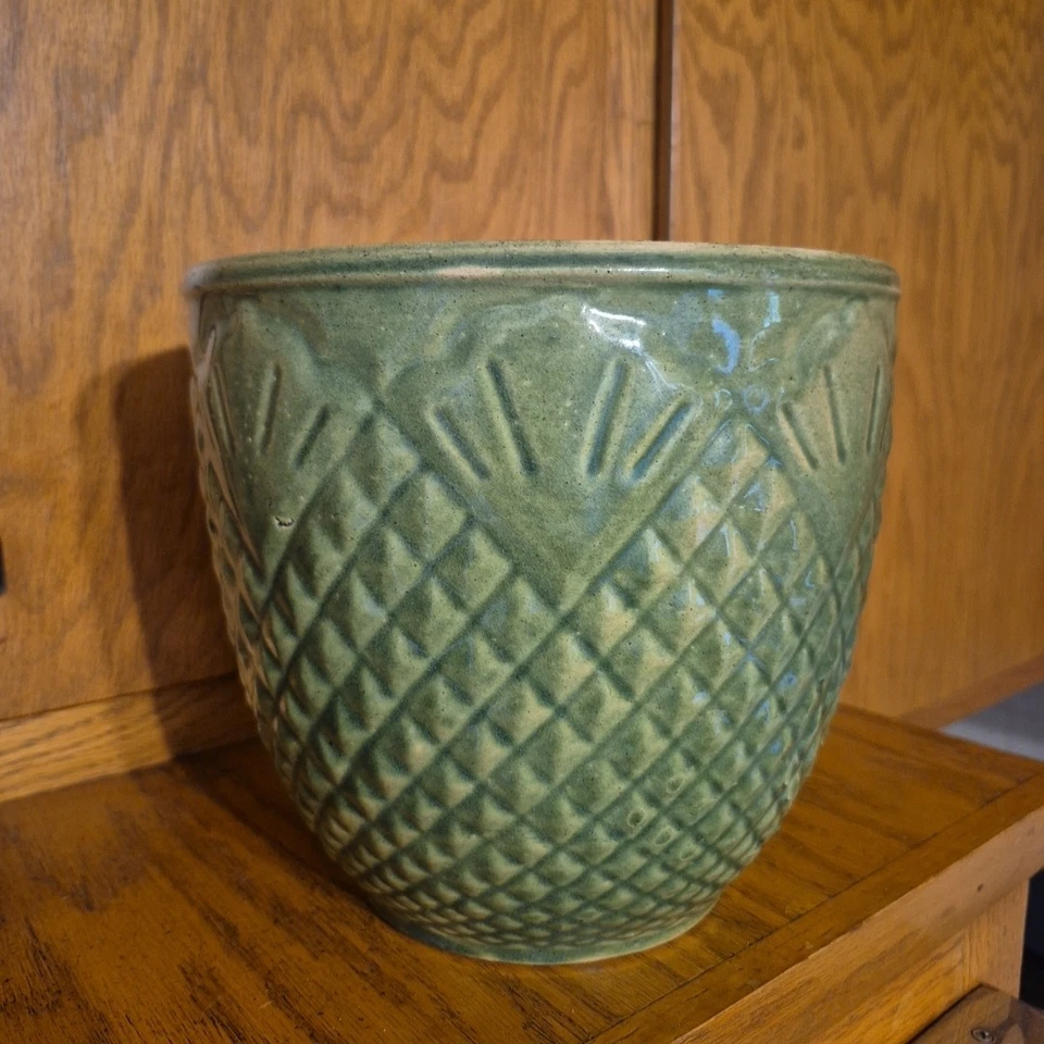 R.R.P.Co Robinson Ransbottom Pottery Jardiniere/Planter "Pineapple " Pattern - Image 2 of 4