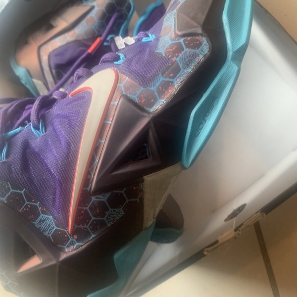 Talla 8.5- Nike LeBron XI Court Púrpura Nuevos Con Caja 5