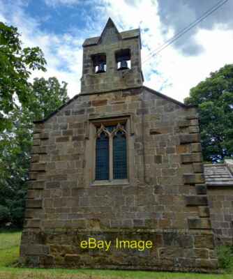 Foto 6x4 Deighton Dorfkirche Ein breiterer Winkel zeigt die Westlage w c2021
