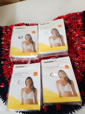 Medela Nursing Bra 36B Seamless  Maternity WhiteLot Of 4 Softcup