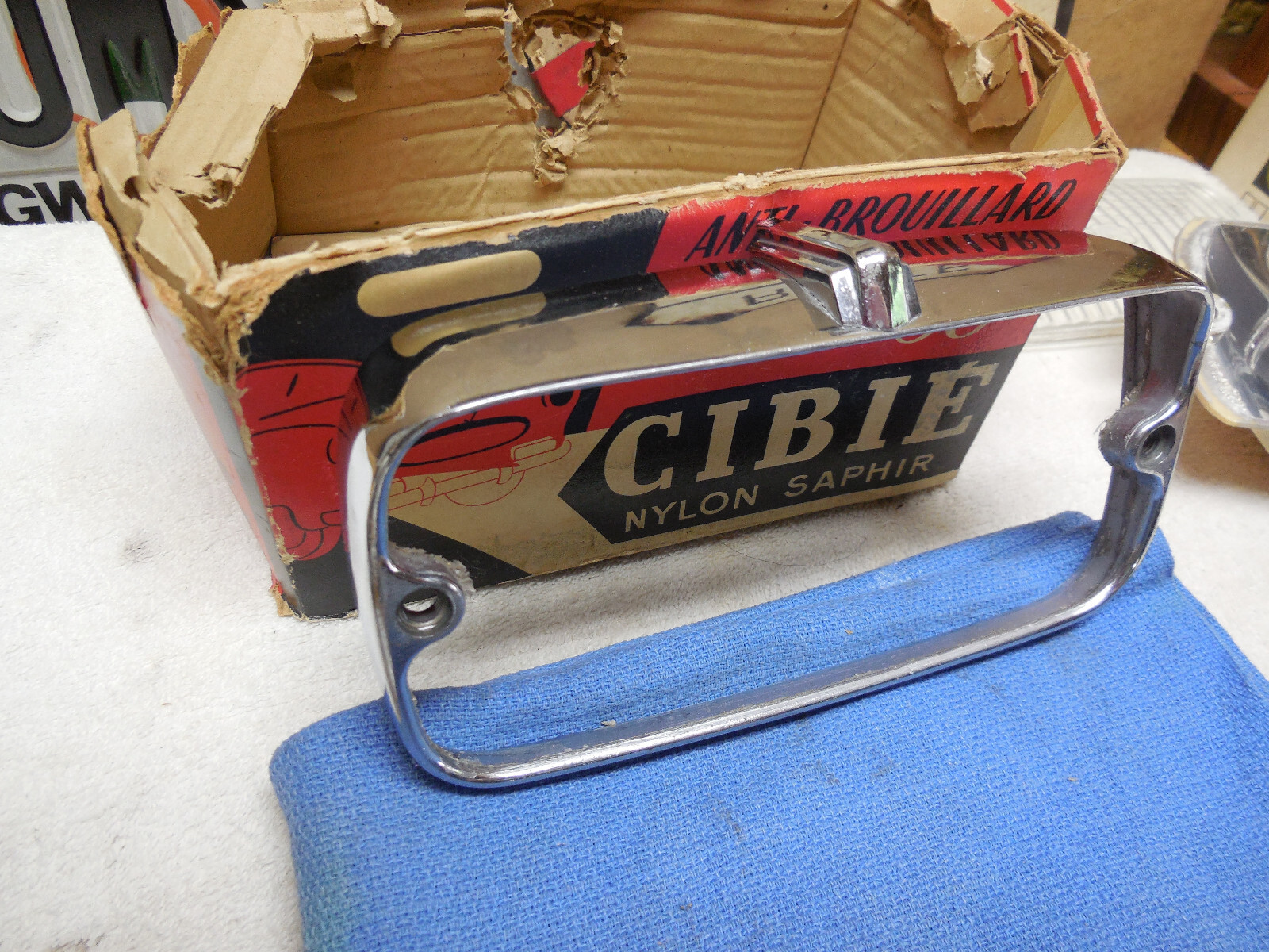 Cibie 85 Nylon Saphir FOG lamp single unit in OE box circa 1965 NOS Maserati
