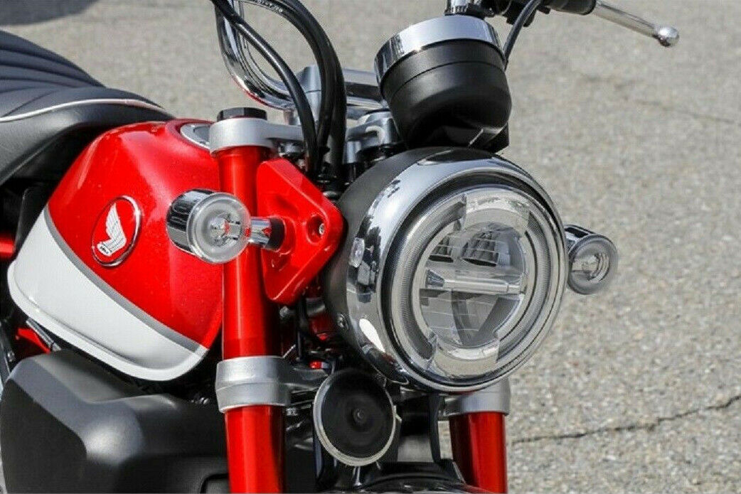 Honda Monkey 125 Genuine CHROME tail light and winkers set Honda Monkey 125 Genuine CHROME tail light and winkers set