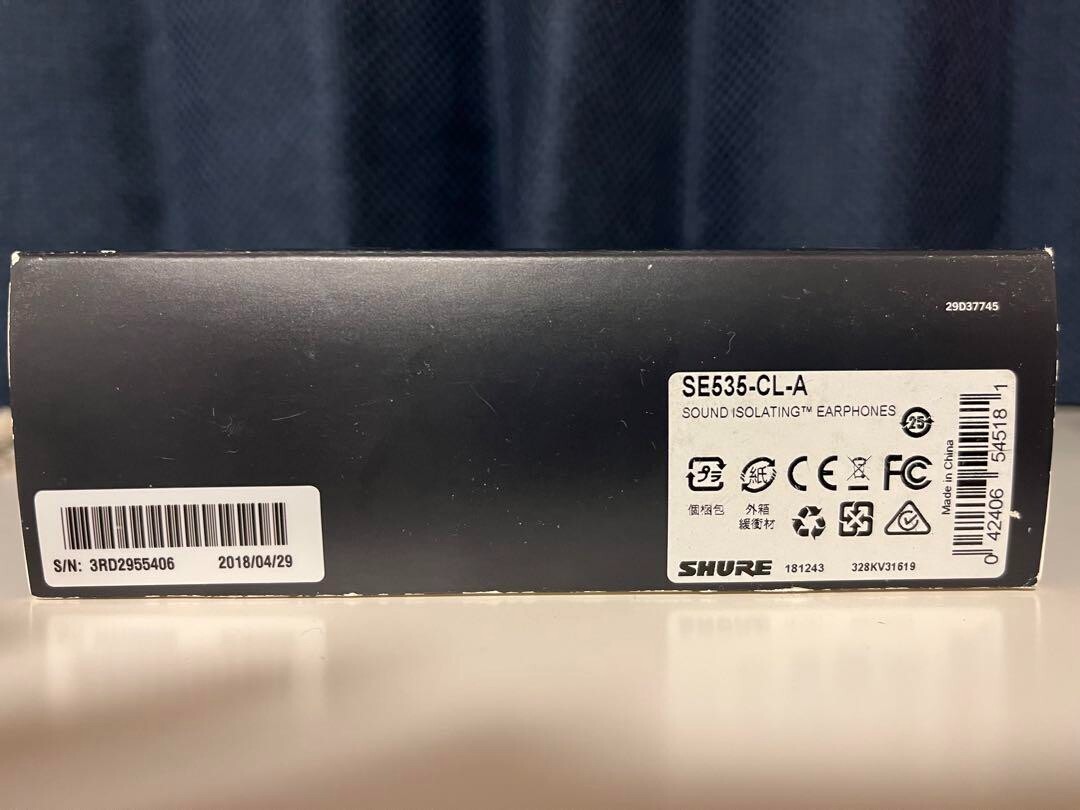 SHURE SE535-CL-A Sound Isolating In-Ear Headphones Clear SHURE SE535-CL-A Sound Isolating In-Ear Headphones Clear