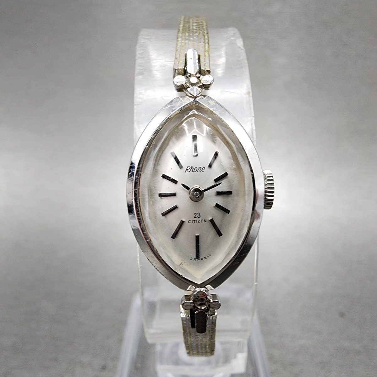 Citizen Vintage Silver Tone Women\'s Wrist Watch. Citizen Quartz Ladies Silver Tone Watch, Elongated  main image 2