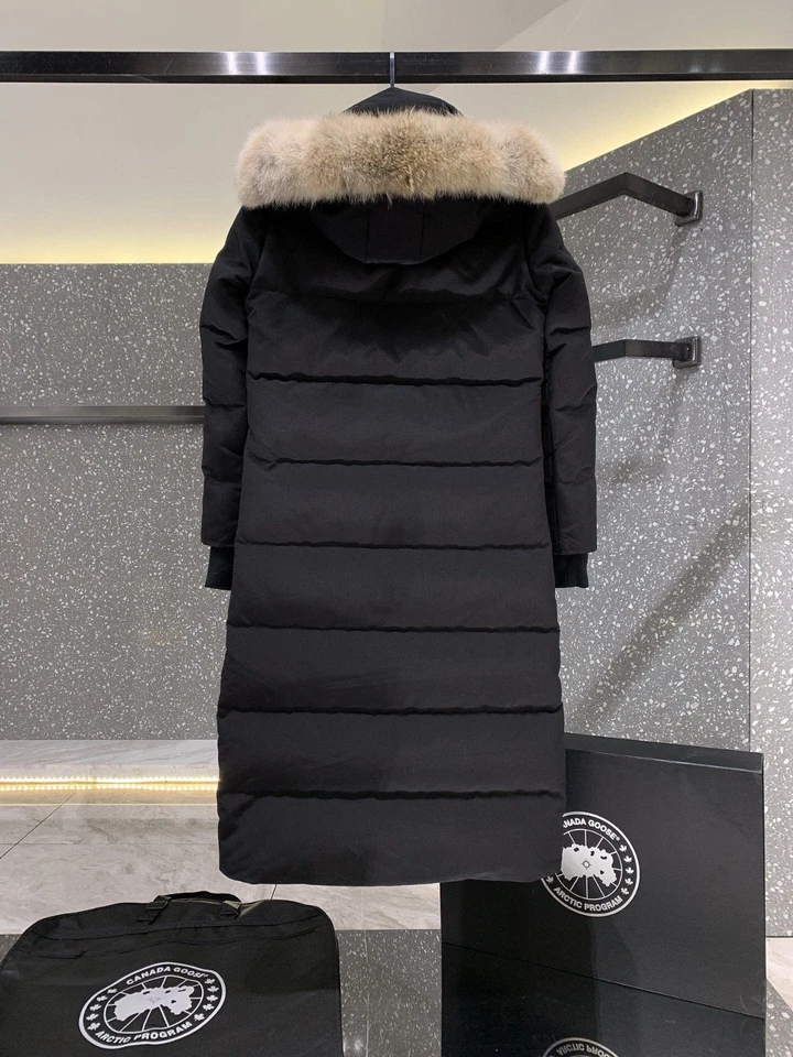 Canada Goose Black Mystique parka 3035L Women's down jacket - Image 2 of 4