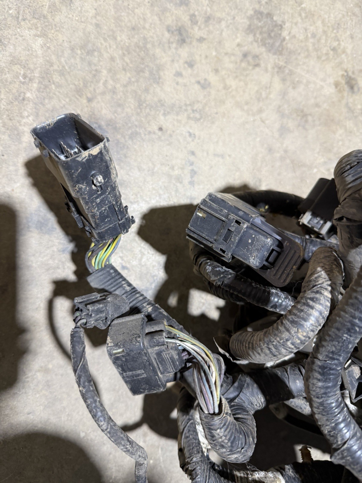 2011 Ford F250 F350 6.7L Diesel Crew Cab Short Bed Frame Wiring Harness thumbnail 16