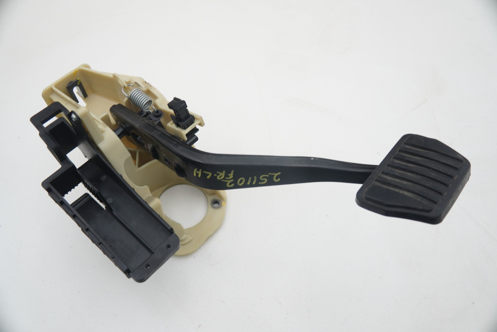 Brake Pedal Bracket 35006775368 OEM Rolls Royce Ghost Series I 2010-14 RR4