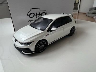 VW Golf VIII GTI Clubsport weiß 1:18 Ottomobile 