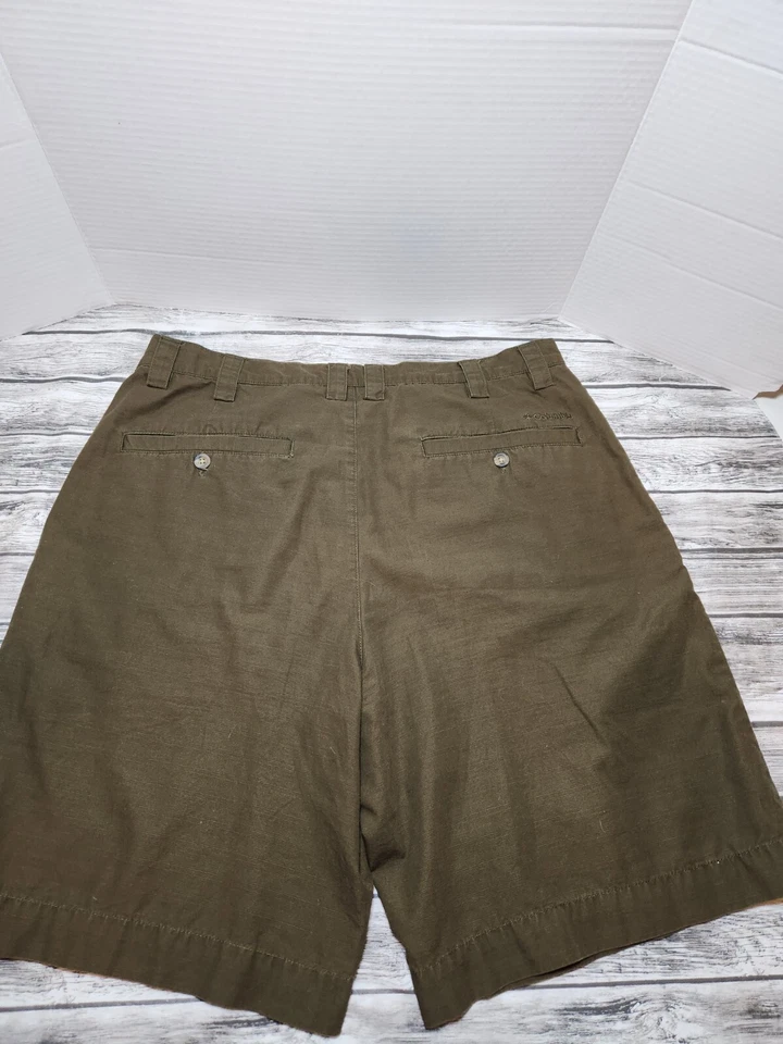 Columbia Men’s 36 X 10 Army Green Shorts Camping Hiking Outdoors - Image 4 of 4