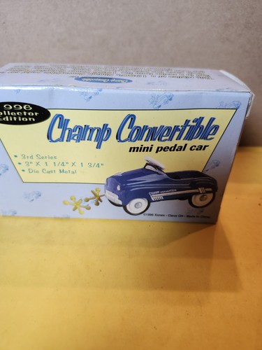 Rare Xonex Champ Convertible Mini Pedal Car 1996 Collector Edition never opened - Picture 4 of 5
