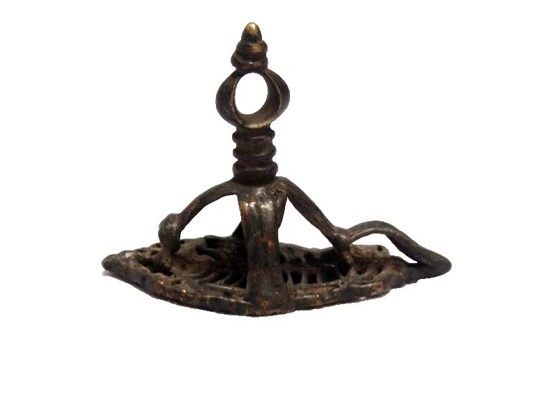 Talla de Latón de antigüedades de Asia