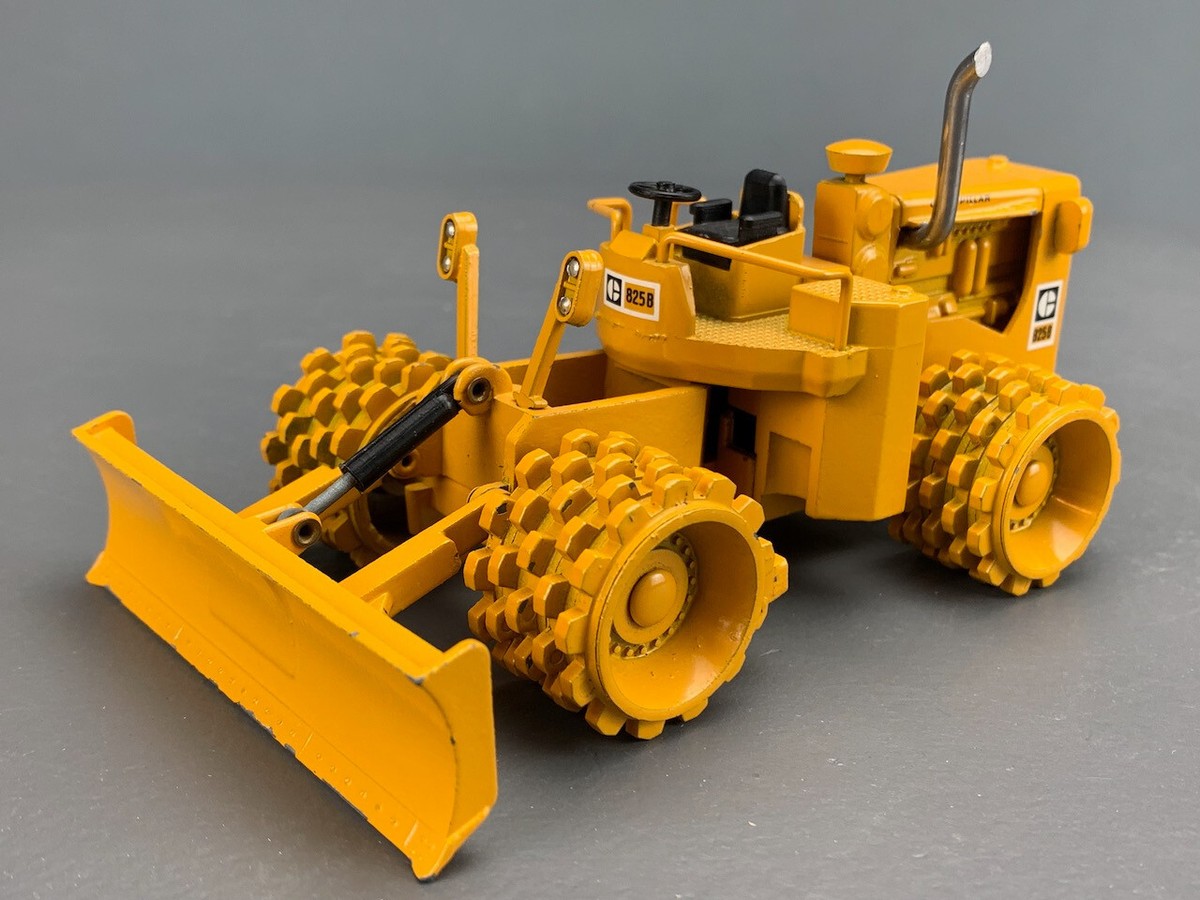 Vintage 1/50 NZG Diecast Caterpillar 825B Compactor D0855 | eBay
