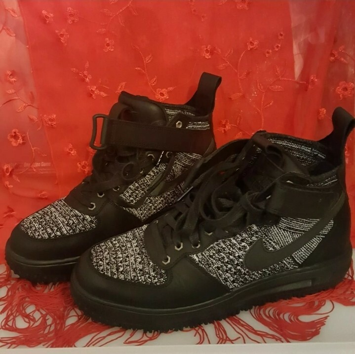 ✅️⭐️ Nike Air W Lunar Force Flyknit Workboot Black Oreo 860558-001  Women's 10