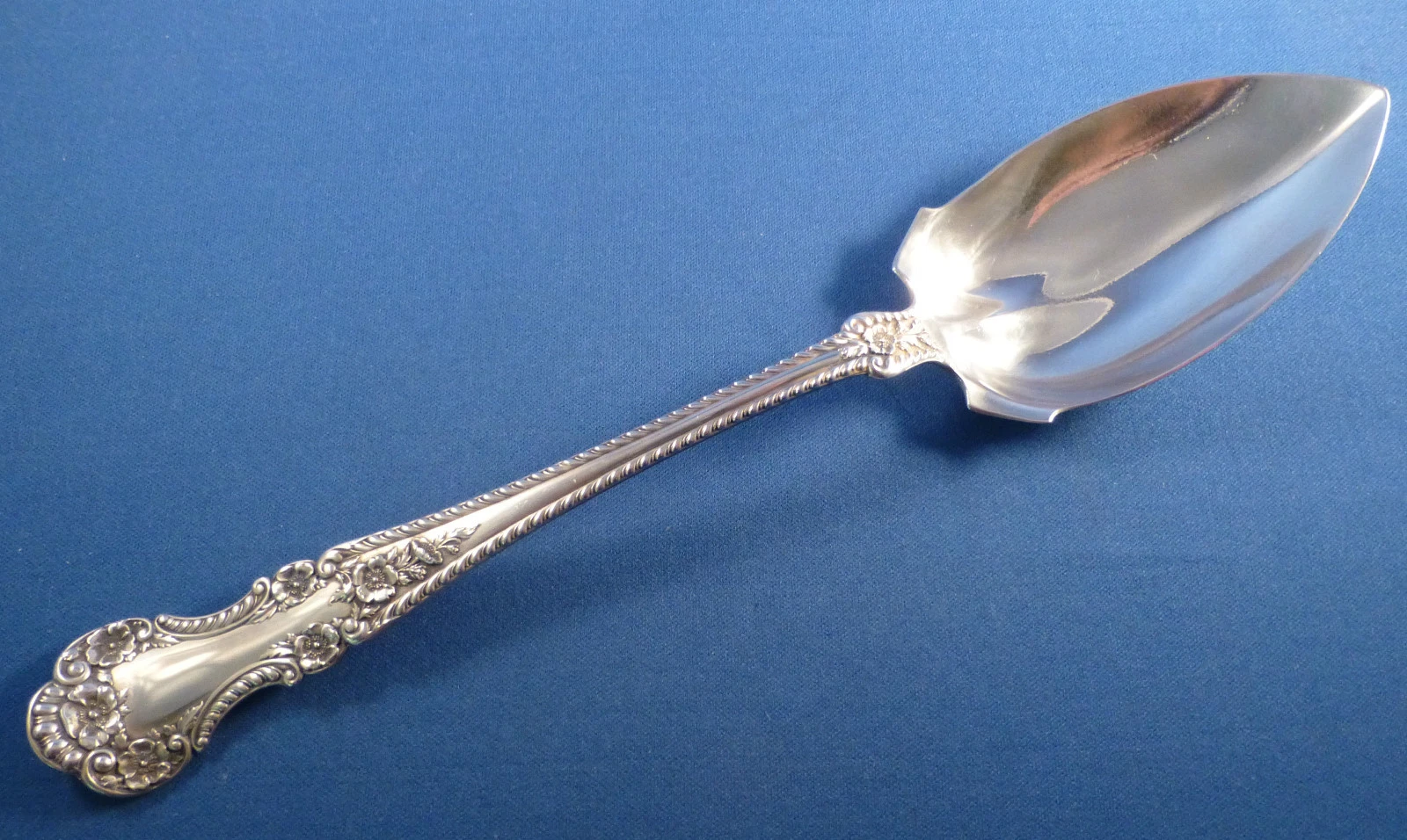 CAMBRIDGE-GORHAM LARGE VEGETABLE SERVING SPOON