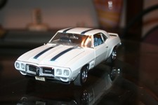 1969 PONTIAC TRANS AM DANBURY MINT 1:24 DIECA...