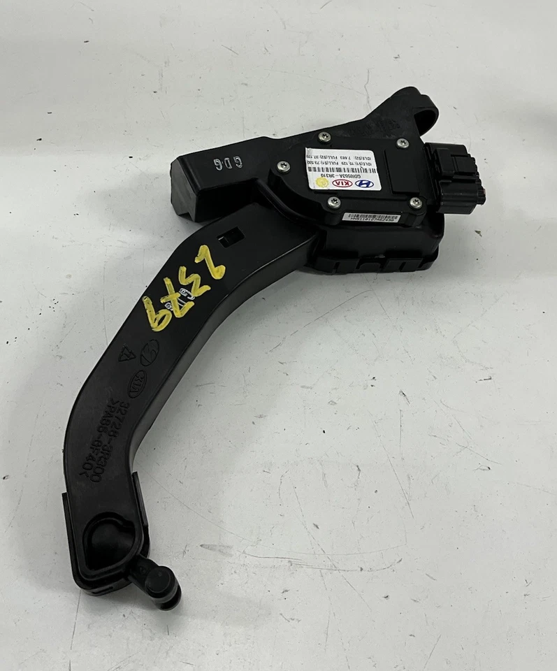 KIA OPTIMA 2011 acelerador híbrido montaje de gas 327273R300 OEM Foto 2 de 4