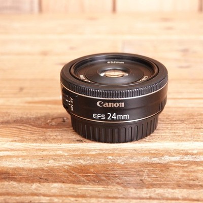 Gebrauchtes Canon EF-S 24mm f2.8 STM Objektiv