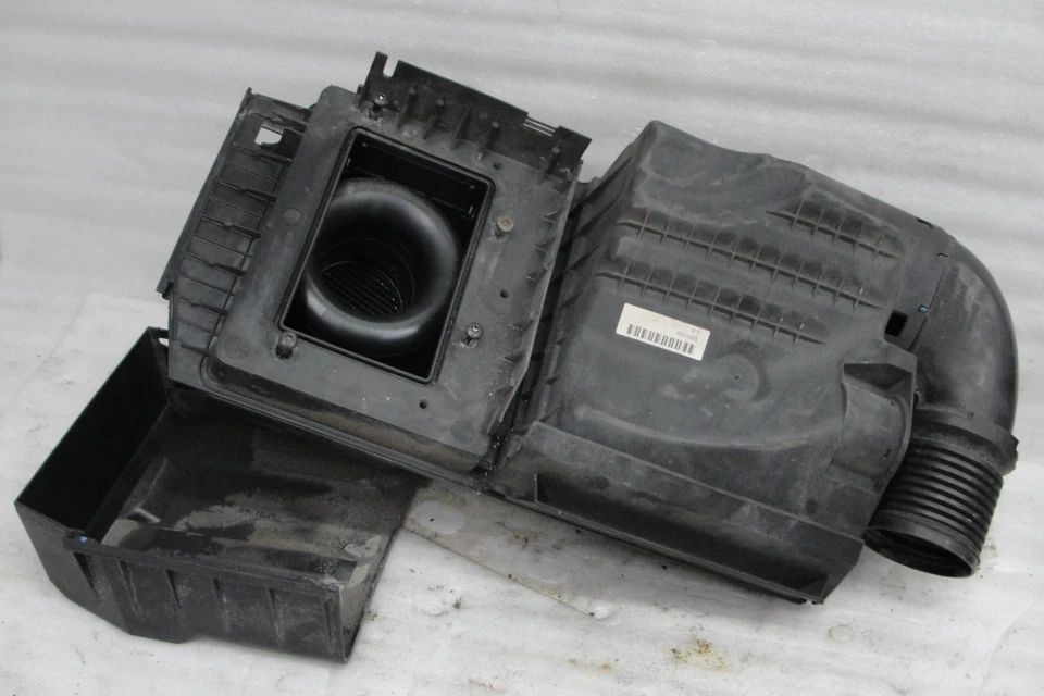 Volvo TURBO AIR CLEANER двигателя airbox MAF OEM C30 C70 V50 S40 04-13 2,5 л 8694606 - Изображение 4 из 4