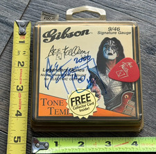 Kiss ACE FREHLEY SIGNED Gibson Guitar Strings Pack Red Guitar Pick Vintage Kiss