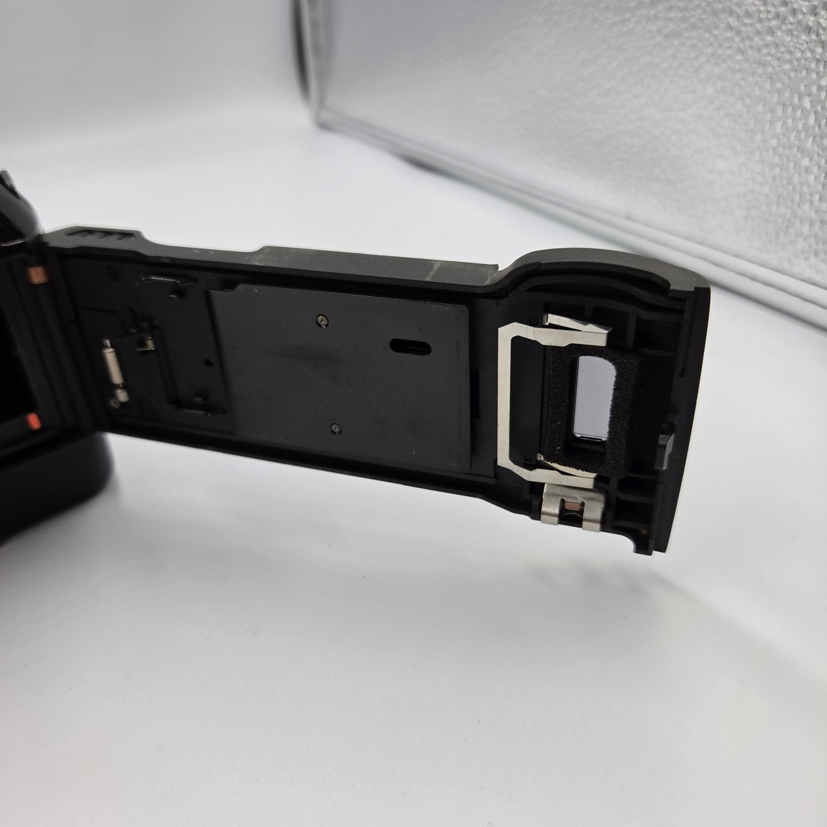 Canon EOS 5 35mm Film Camera Body Only – Untested – Parts/Repair