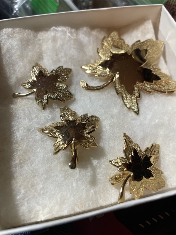 Vintage Monet 4 piece set. signed, 2 pins and clip on earrings.  Fall leaves