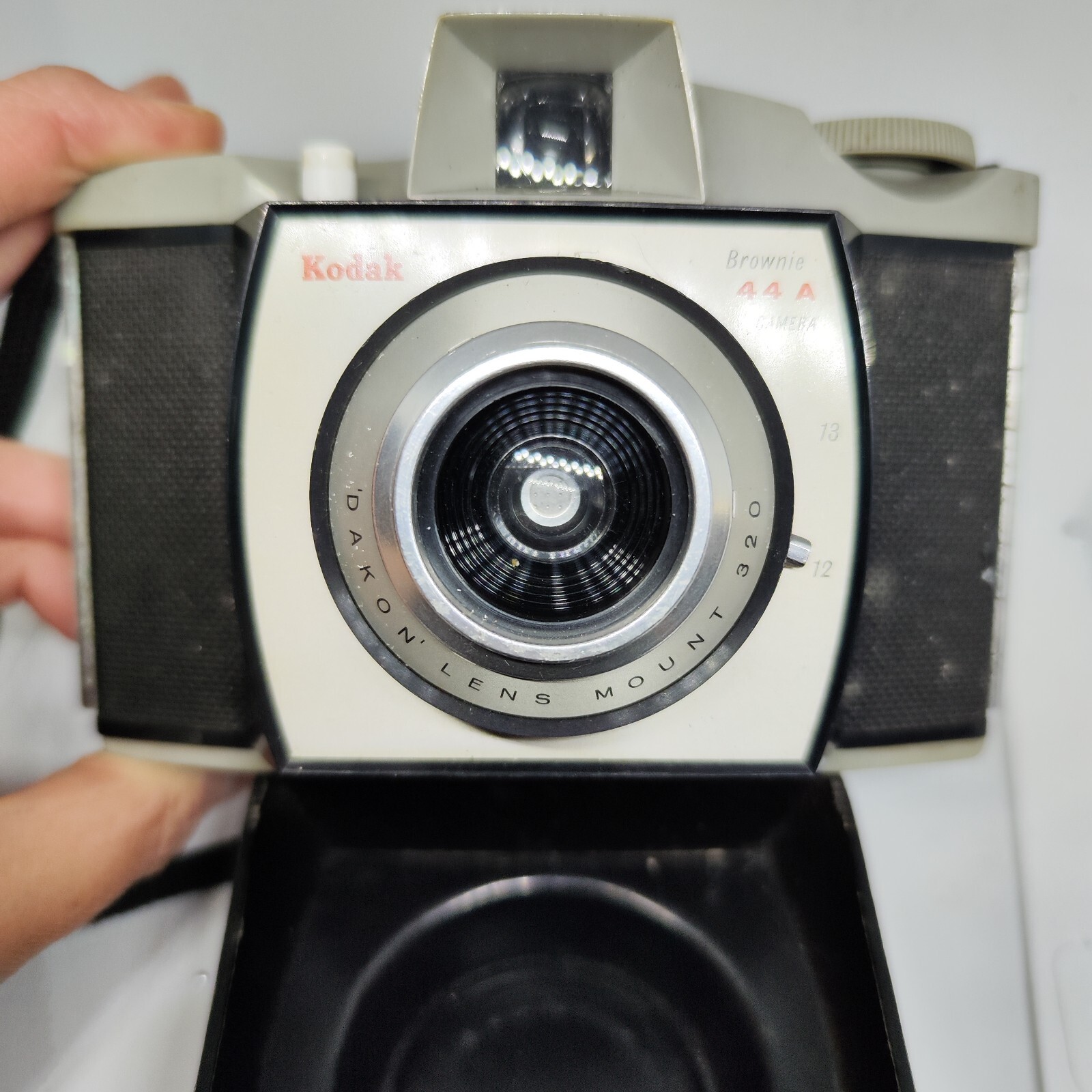 Kodak Brownie 44A 127 Film Camera 1960's Shutter Aperture & Focus