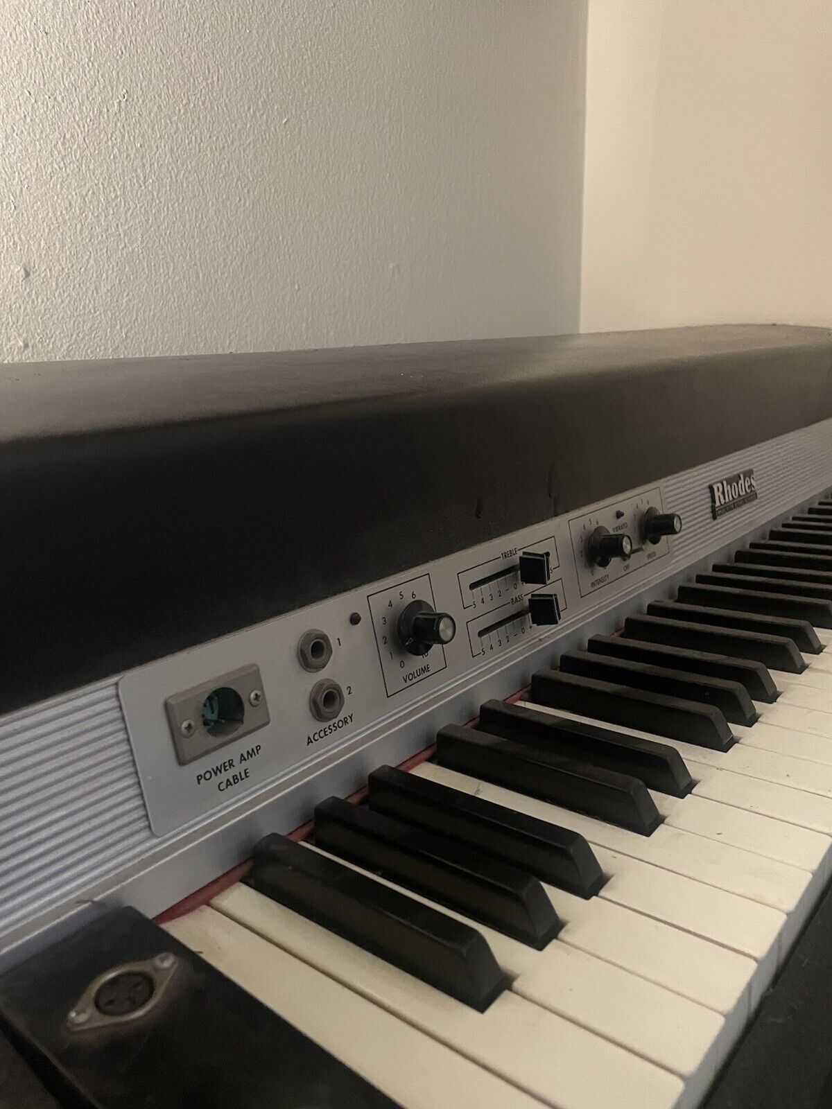 Fender Rhodes 73 stage piano