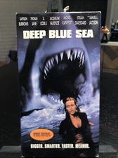 Deep Blue Sea (VHS 1999) WB Harlin Burrows LL Cool J Shark Horror RARE HTF NM