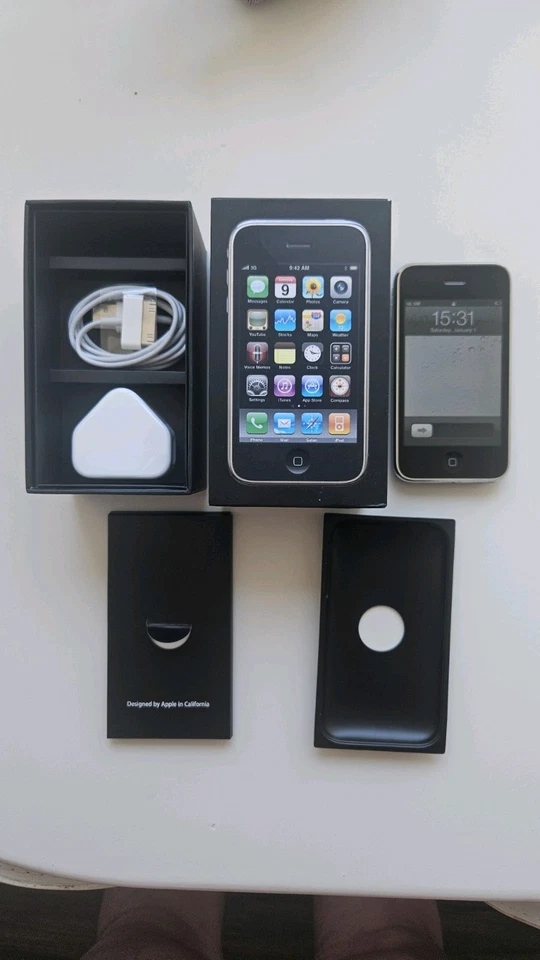 Apple iPhone 3GS ✅️MINT✅️RE-SEALED✅️UNLOCKED✅️16GB✅️ - Image 4 of 4